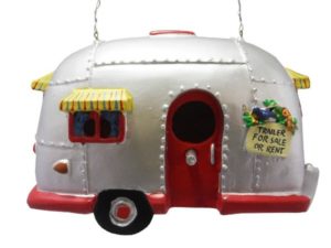 This adorable air stream bird house will look great next to my DIY bird feeder