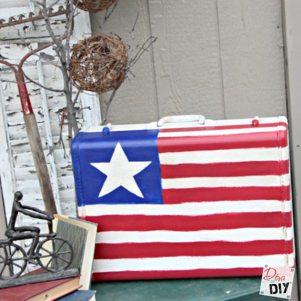 This is a great vintage suitcase DIY idea! Repurpose it into a one of a kind 4th of July Party decoration. It's makes a perfect Memorial Day decoration too!