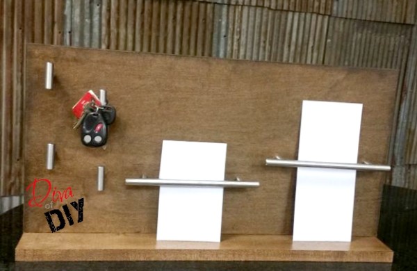 This DIY Key and Mail Organization System is a customizable organization system for the home. Build your own home organizing system & never loose your keys again!