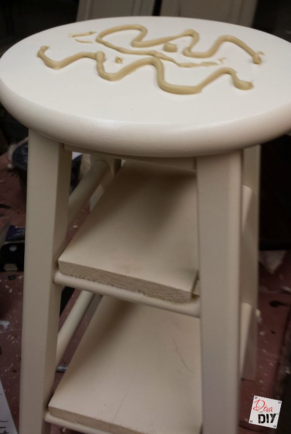 bar stool makeover