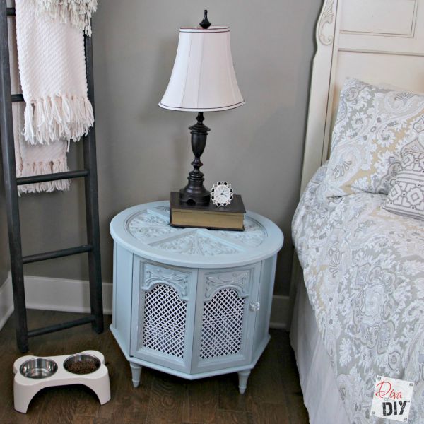 Create a furniture pet bed DIY! Yep, pet beds made out of furniture end tables! This homemade pet bed can be painted to match your home decor for any room!
