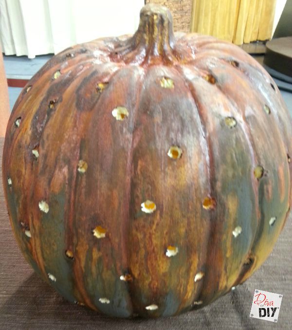Rustic Pumpkin Decor: An Easy Way to Rust Pumpkins
