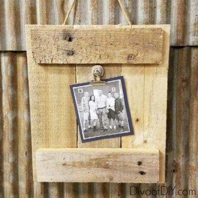 DIY Picture Frame Made Out of Pallet Wood