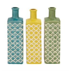 These vases will add the perfect punch of color for your farmhouse table