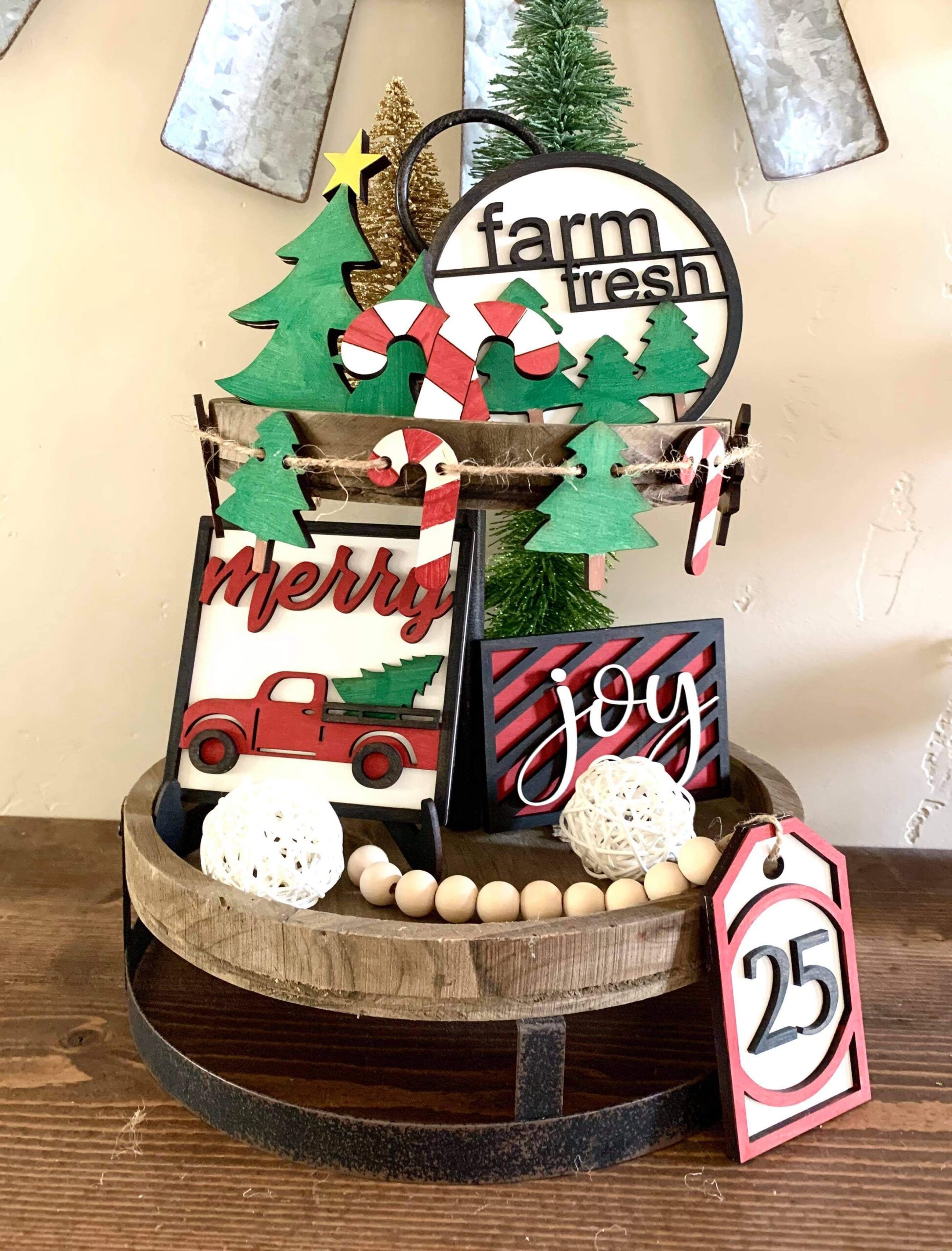 Tree Farm Holiday Decor Kit