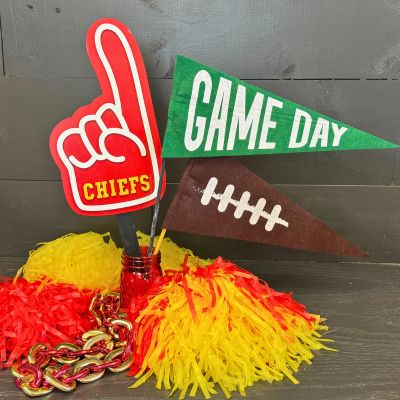 DIY Wooden Foam Finger Kit - Image 2