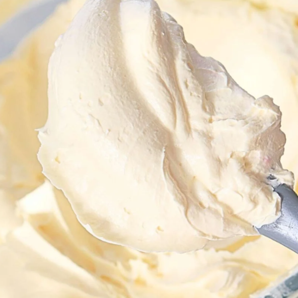 close-up photo of the gingerbread house frosting